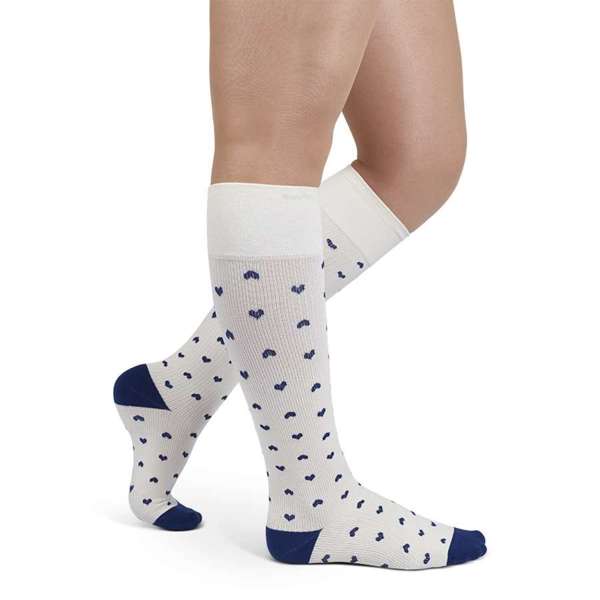 REJUVA Heart Knee High 15-20 mmHg, Cream/Navy